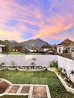 Green Caldera Estate