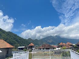 Green Caldera Estate