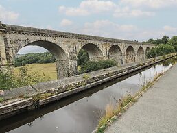 2 Aqueduct Cottages