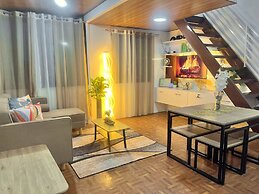 Bloomstone Urban Chill Cabin