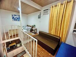 Bloomstone Urban Chill Cabin