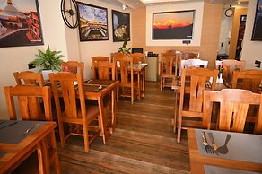 Hotel Golden Potala