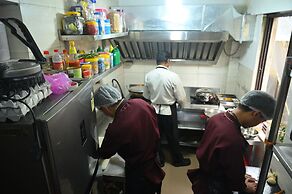 Hotel Golden Potala
