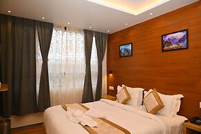Hotel Golden Potala