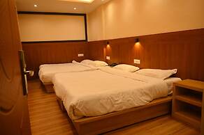 Hotel Golden Potala