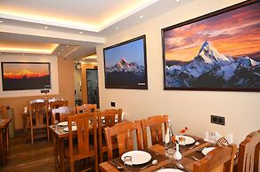 Hotel Golden Potala