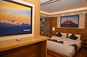Hotel Golden Potala