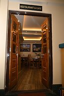 Hotel Golden Potala