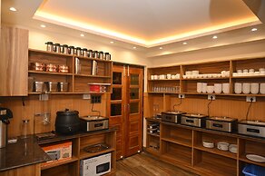 Hotel Golden Potala