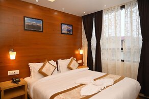 Hotel Golden Potala