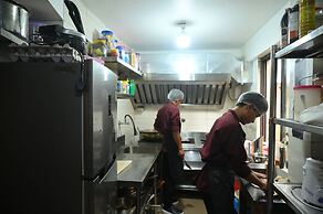 Hotel Golden Potala