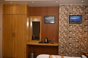 Hotel Golden Potala