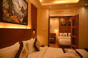 Hotel Golden Potala