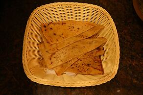 Hotel Golden Potala