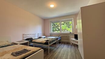 Three Bedroom Comfort Apartment Maintal