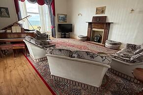 Strathlene House Retreat - 5 Bedrooms