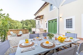 Villa Podere Falcione