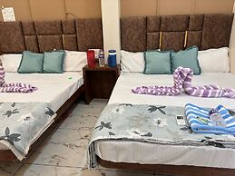 HOTEL SHREE GAJANAND PALACE