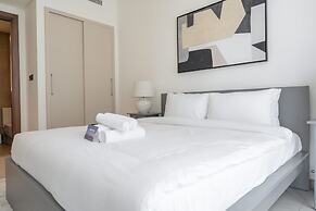 Chic 2 bed Apartment in Sobha Creek Vistas