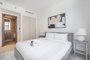Chic 2 bed Apartment in Sobha Creek Vistas