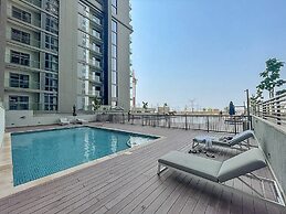 Chic 2 bed Apartment in Sobha Creek Vistas