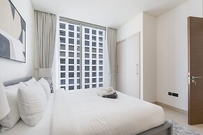 Chic 2 bed Apartment in Sobha Creek Vistas