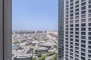 Chic 2 bed Apartment in Sobha Creek Vistas