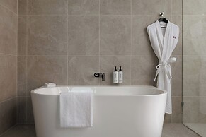 Crowne Plaza Geelong by IHG