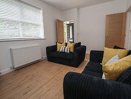 5 Marsh Lane