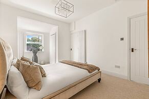Wisteria Way - From 200 Per Night