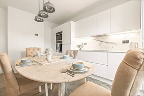 Wisteria Way - From 200 Per Night
