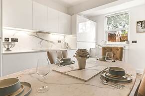 Wisteria Way - From 200 Per Night
