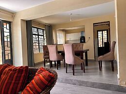 Lux Suites Samora Villas Athiriver