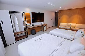 HOTEL MARIESTAY TAEN