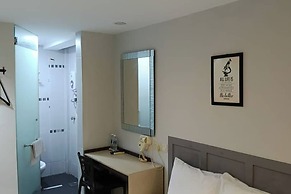 Mars Hotel