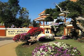 Naya Park View Hotel