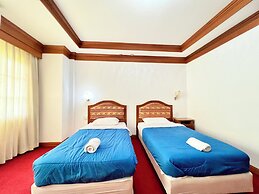 Naya Park View Hotel