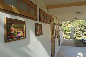 Naya Park View Hotel