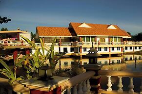 Naya Park View Hotel