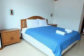 Naya Park View Hotel