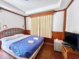 Naya Park View Hotel