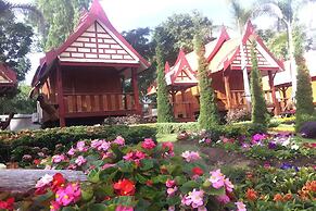 Naya Park View Hotel