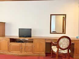 Naya Park View Hotel