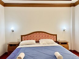 Naya Park View Hotel