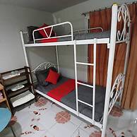 Sunshiny-BB Hostel near Punnavithi BTS station