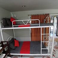 Sunshiny-BB Hostel near Punnavithi BTS station