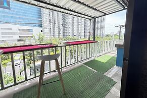 Sunshiny-BB Hostel near Punnavithi BTS station