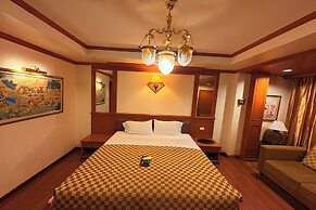 Taksila Hotel