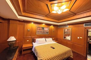 Taksila Hotel