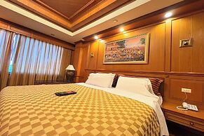 Taksila Hotel